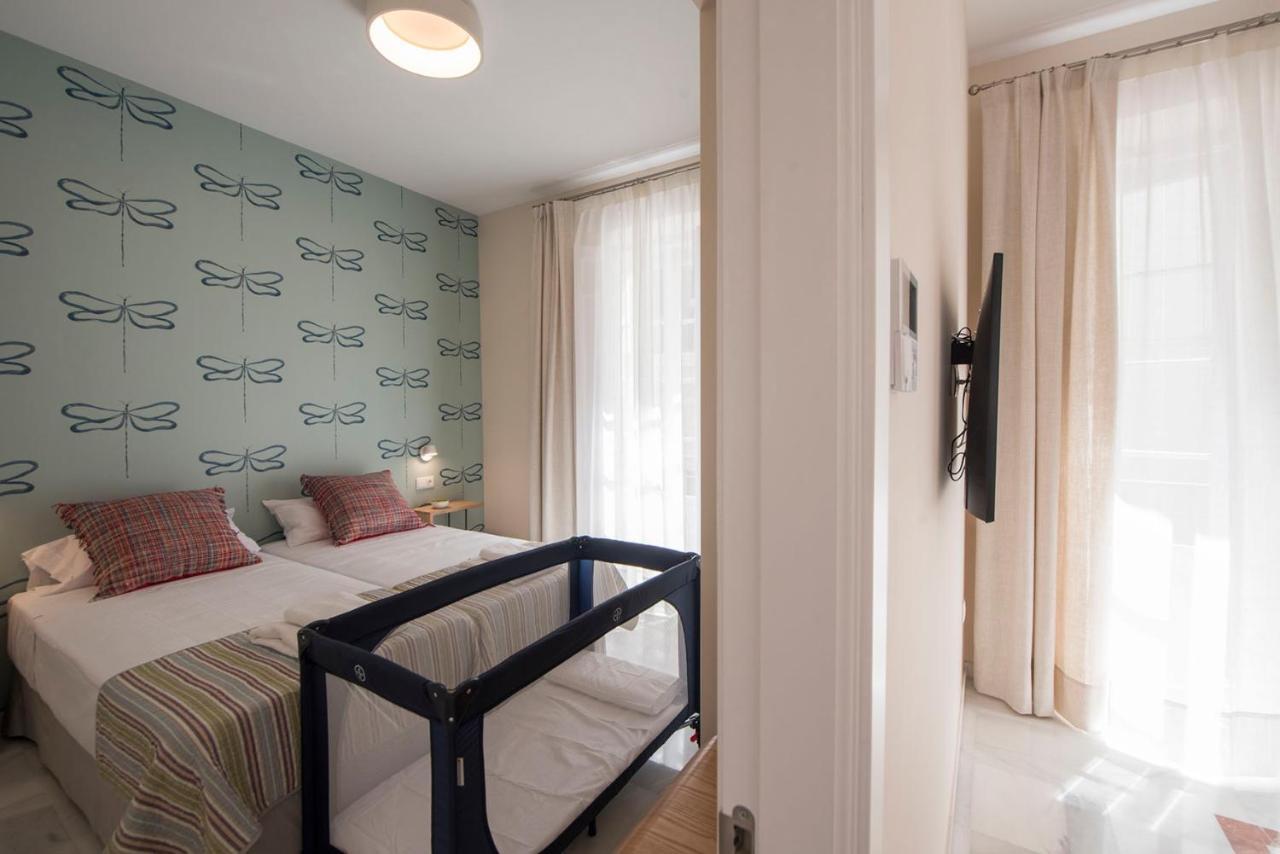 Céntriko Apartments - Quintero 40 Siviglia Esterno foto