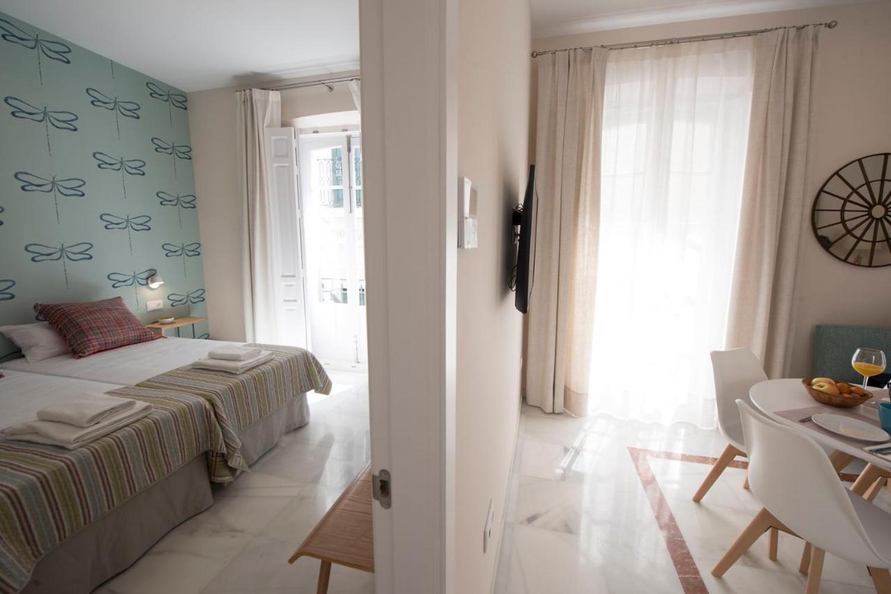 Céntriko Apartments - Quintero 40 Siviglia Esterno foto