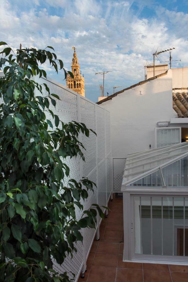 Céntriko Apartments - Quintero 40 Siviglia Esterno foto