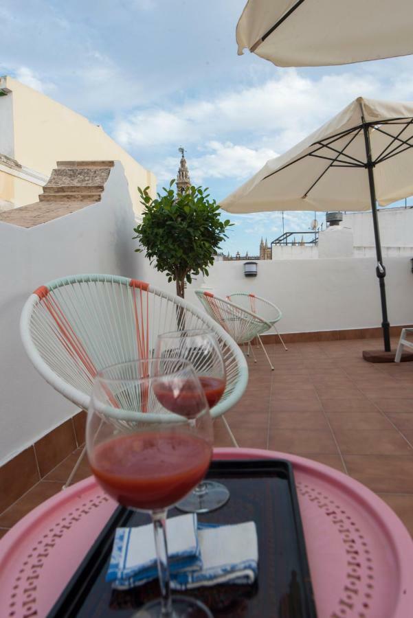 Céntriko Apartments - Quintero 40 Siviglia Esterno foto