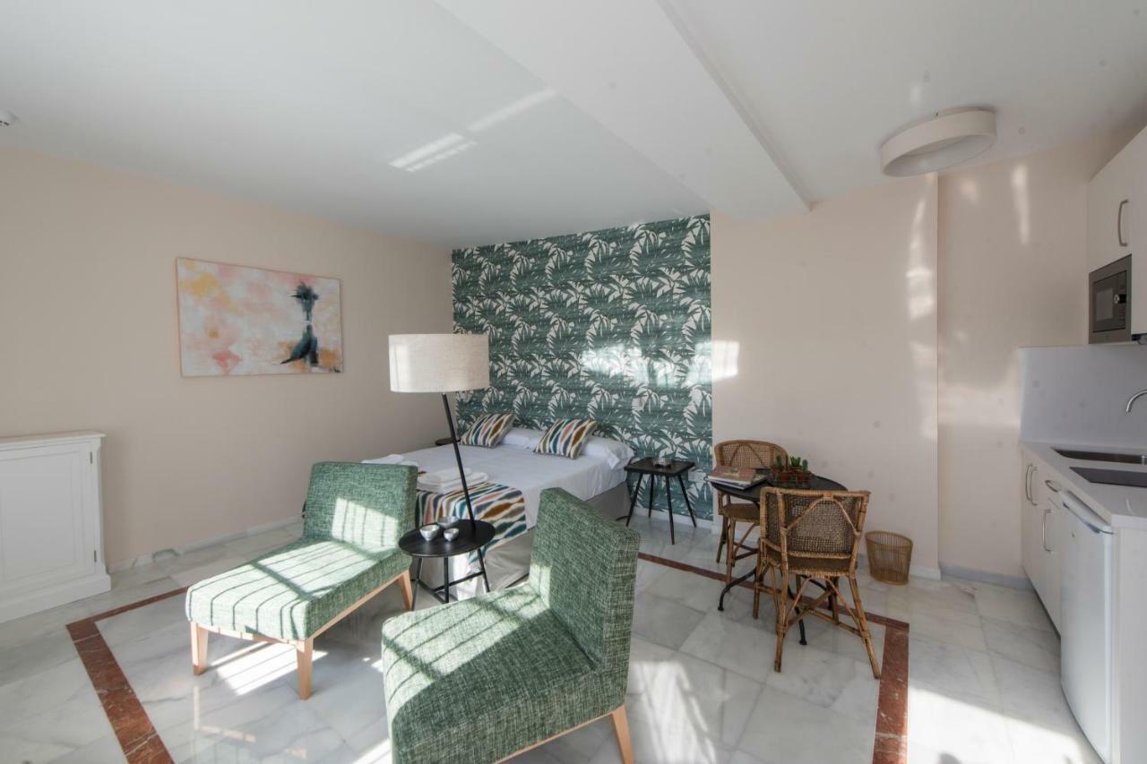 Céntriko Apartments - Quintero 40 Siviglia Esterno foto