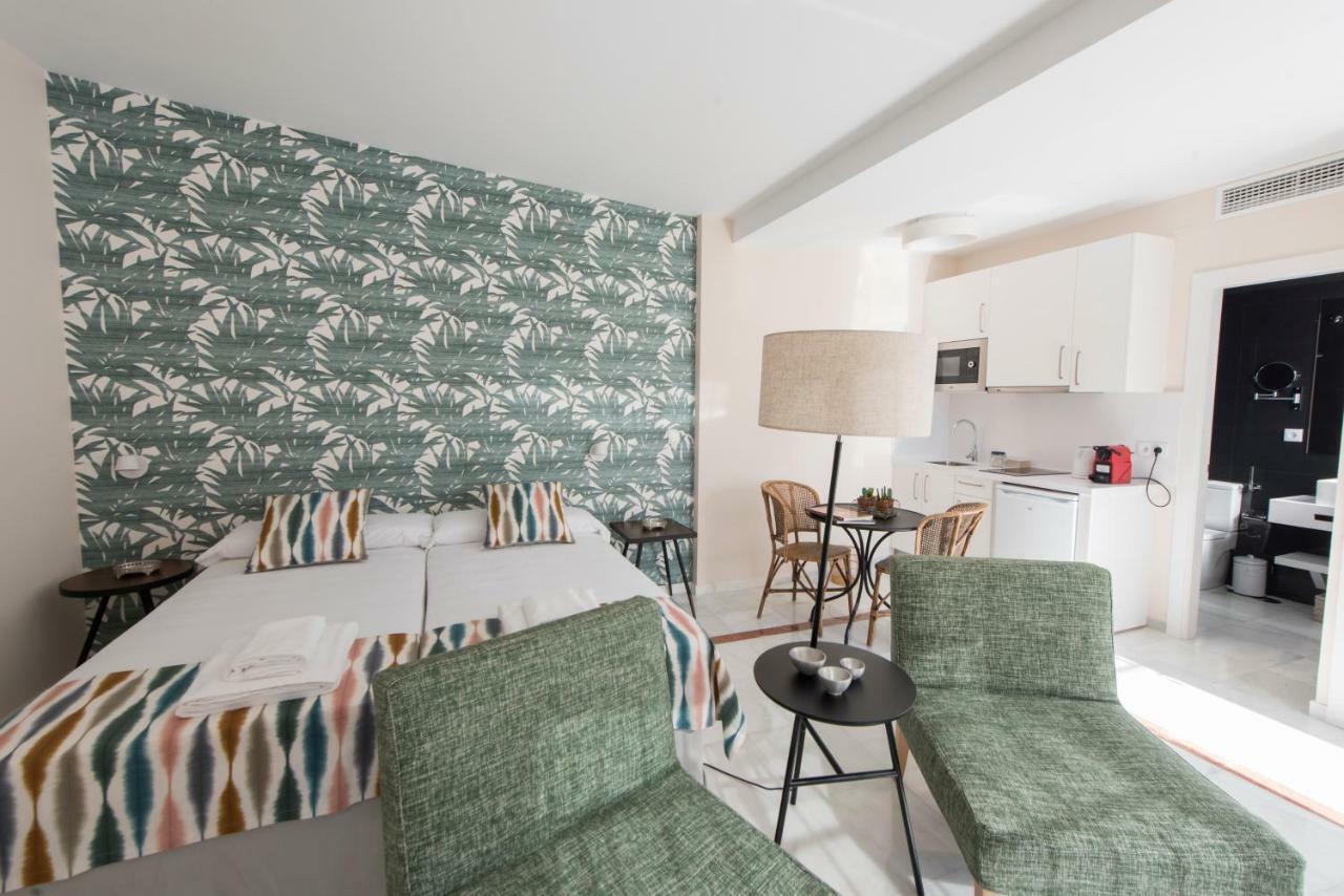 Céntriko Apartments - Quintero 40 Siviglia Esterno foto