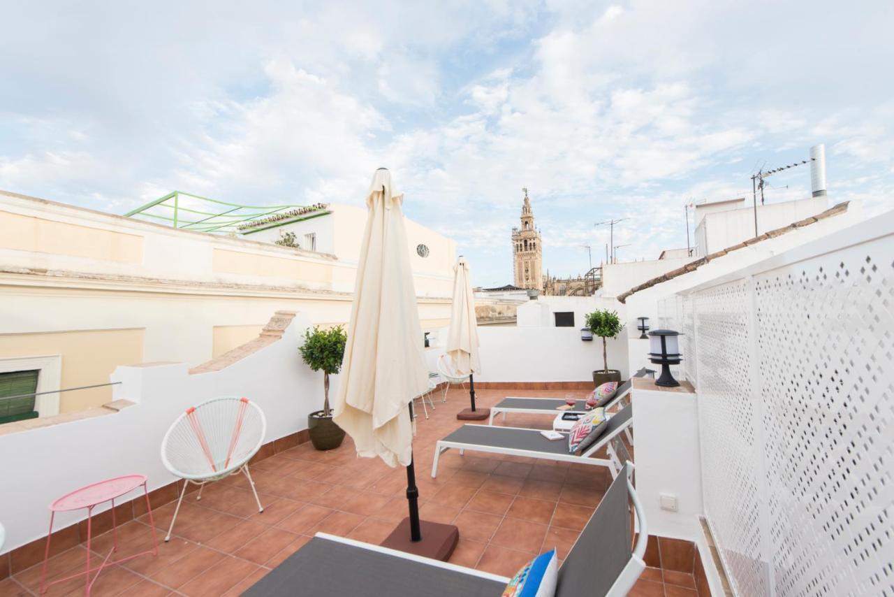 Céntriko Apartments - Quintero 40 Siviglia Esterno foto