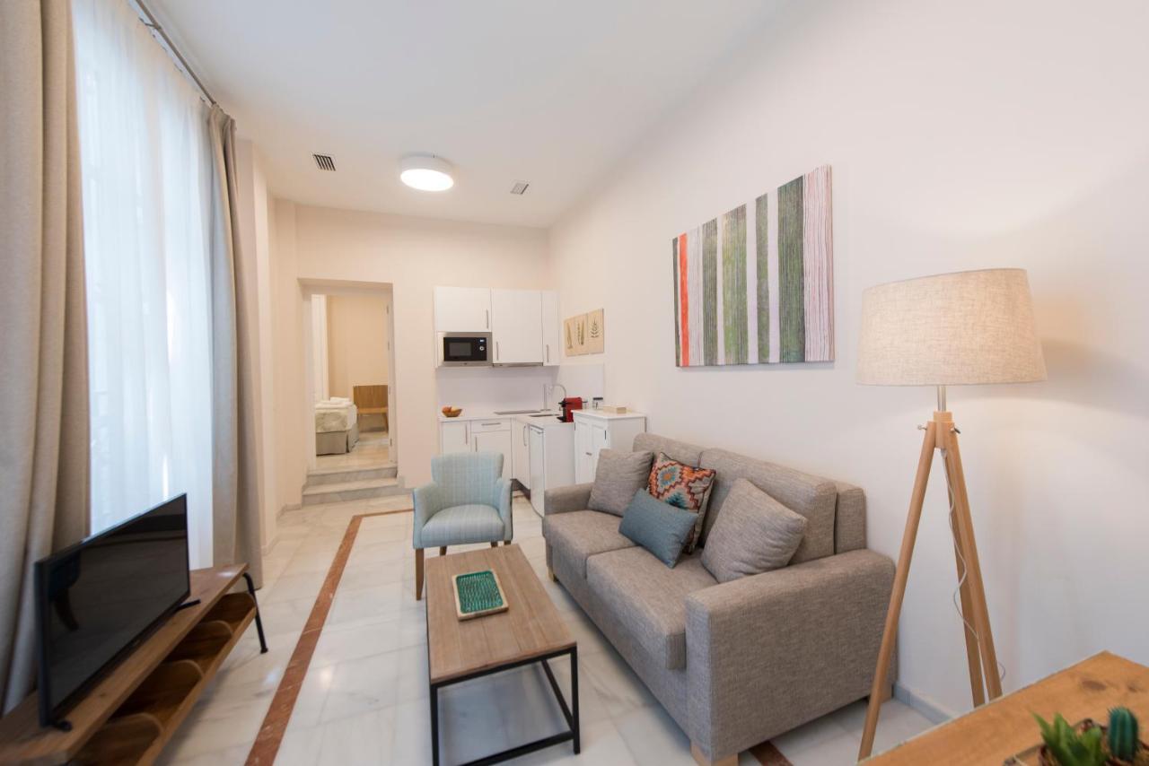 Céntriko Apartments - Quintero 40 Siviglia Esterno foto